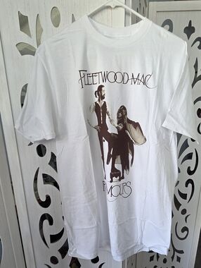 Fleetwood Mac Rumours T Shirt L Graphic Band Tee Stevie Nicks White NWOT